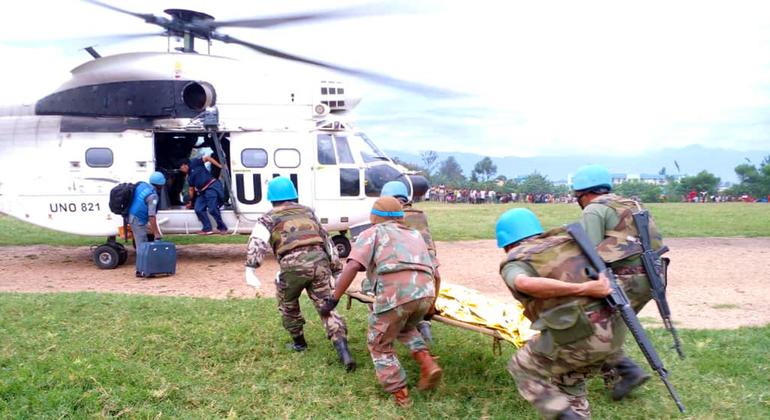 South African peacekeeper killed after helicopter comes under fire mid flight