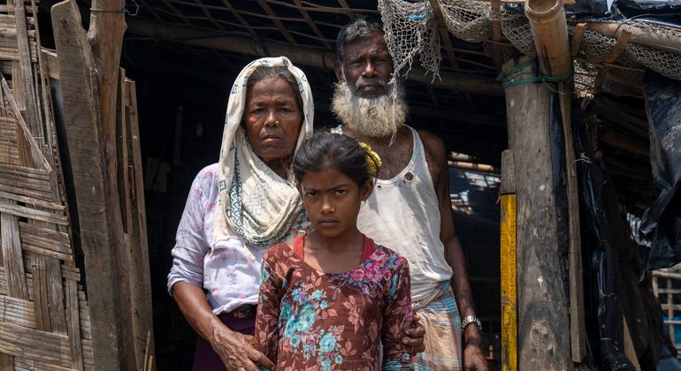 Bangladesh must suspend plans to return Rohingya refugees to Myanmar